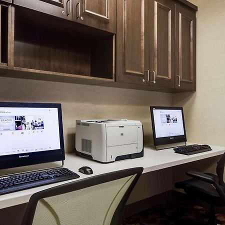 Hilton Garden Inn Bettendorf/ Quad Cities Zewnętrze zdjęcie
