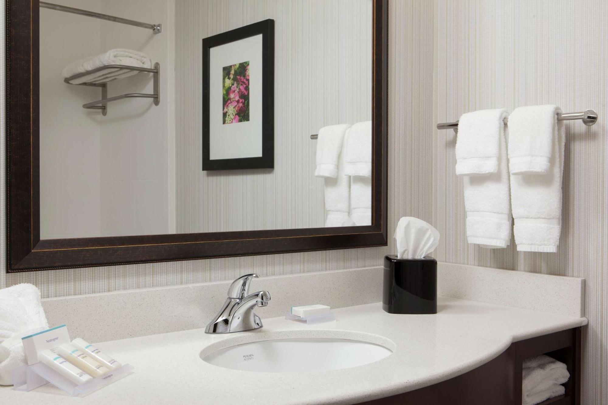 Hilton Garden Inn Bettendorf/ Quad Cities Zewnętrze zdjęcie